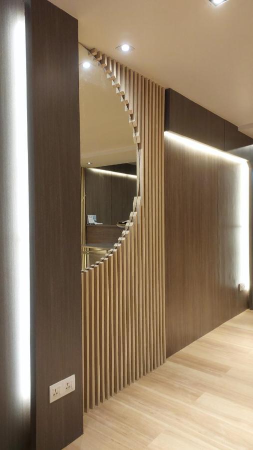 Hotel Grand Galaxy Rangum Exterior foto